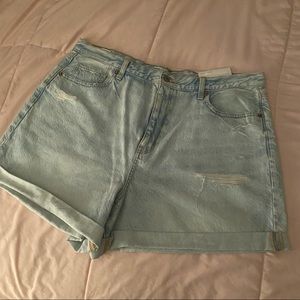 American Eagle High waisted mom shorts